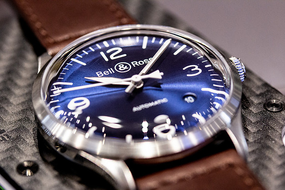 B&R-8389 watch photography eric derosa